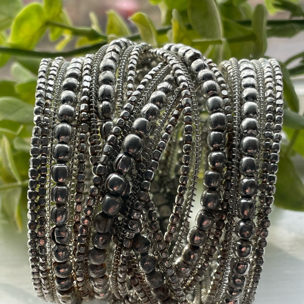 Source Unknown Silver Multi-Strand Bracelet - Picture 2 of 11